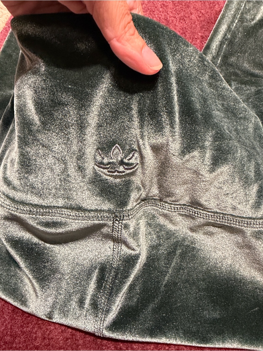 Beyond Yoga Velvet Motion High Waisted Midi Legging Size S - Picture 3 of 9